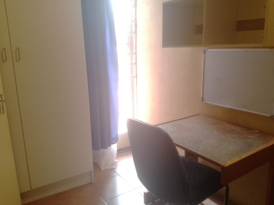 1 Bedroom Property for Sale in Brandwag Free State